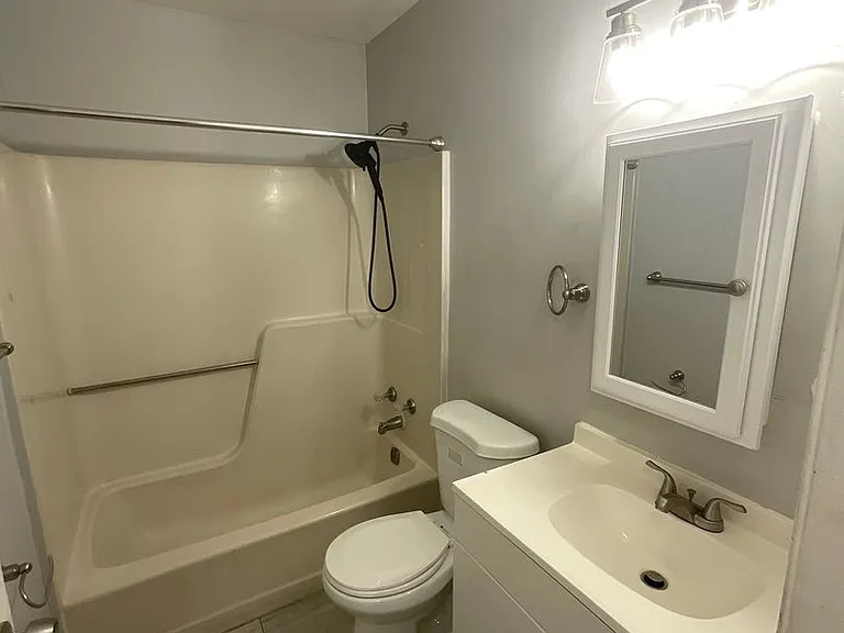 1125 Meads Rd — Photo 14