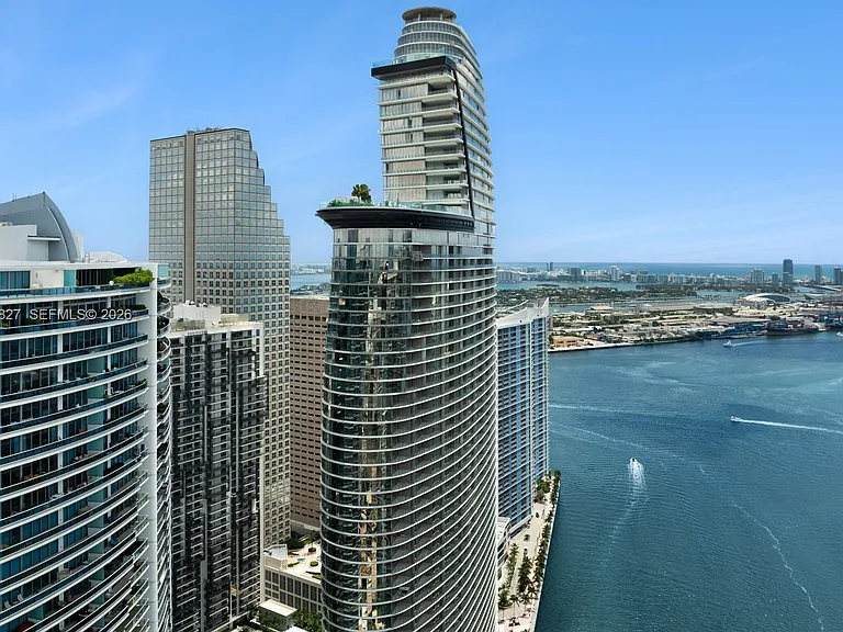 300 Biscayne Boulevard Way #2701 — Photo 37