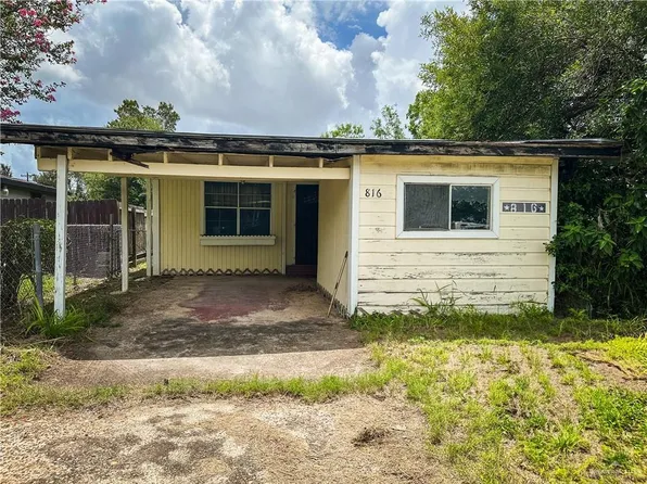 816 N Carlson St, Elsa, TX 78543