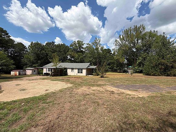 3rd image of 2725 Lafamo Rd