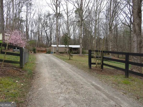 1490 Mountain Valley Cir, Cumming, GA 30040
