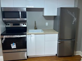 7 Centre St, Saint Catharines, ON L2R3A6