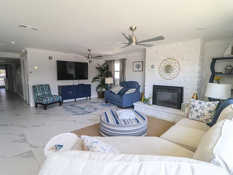 817 Blue Heron Blvd — Photo 26