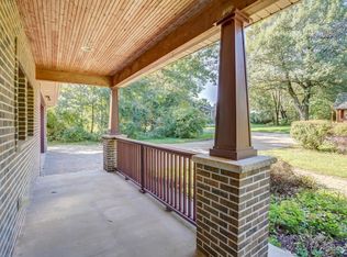 2100 Yahara Dr, Stoughton, WI 53589