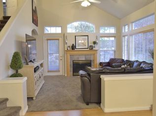 5266 S Daybreak Dr, South Ogden, UT 84403