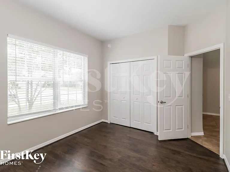 6127 Evansbrook Dr — Photo 11