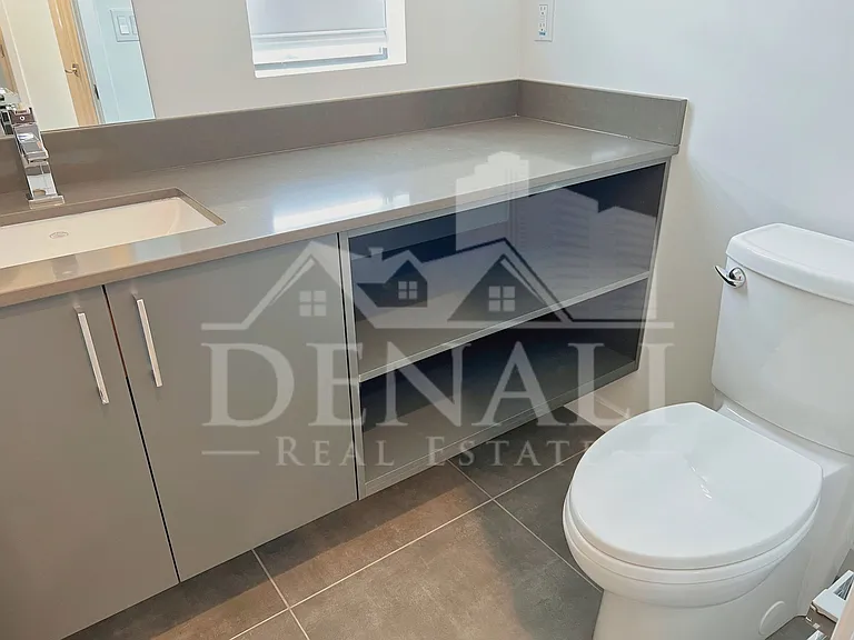 10920 E North Ln — Photo 9