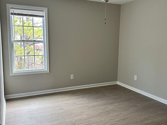 5th image of 1254 Masters Ln #A