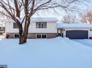 6433 Zealand Ave N, Brooklyn Park, MN 55428