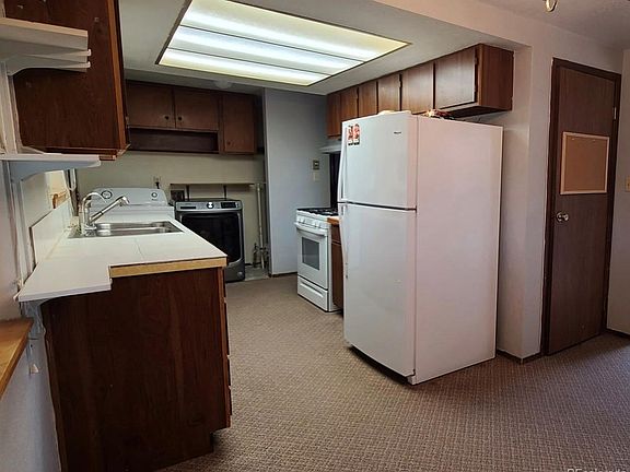 5th image of 838 O Avenue