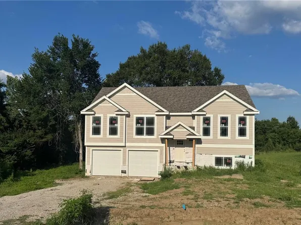 233 SE 141st Rd, Warrensburg, MO 64093
