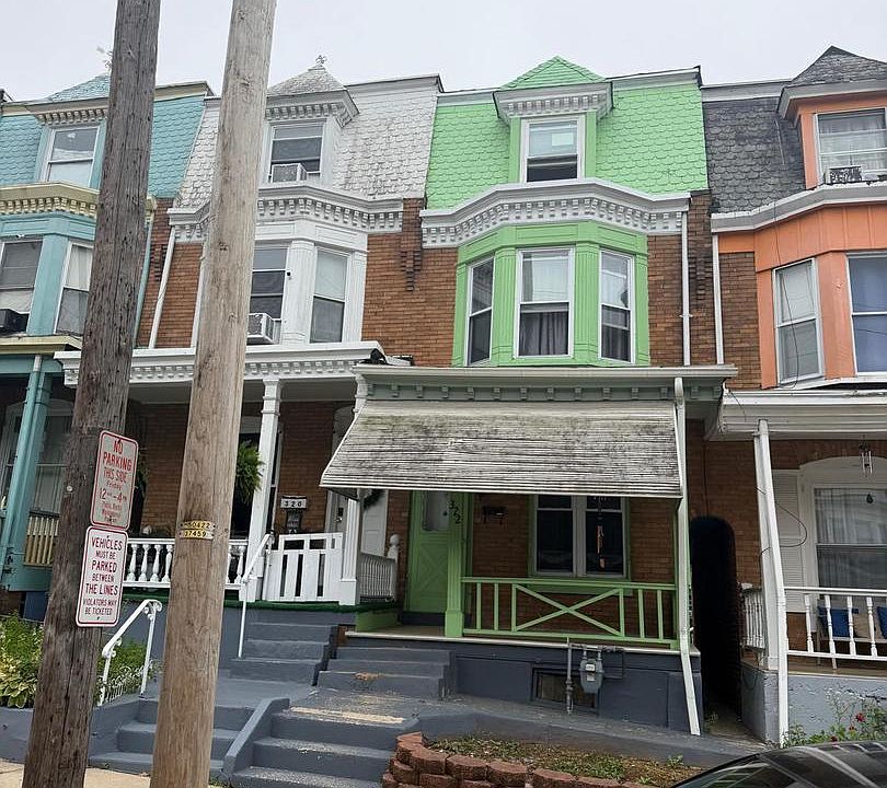 1st image of 322 W Douglass St