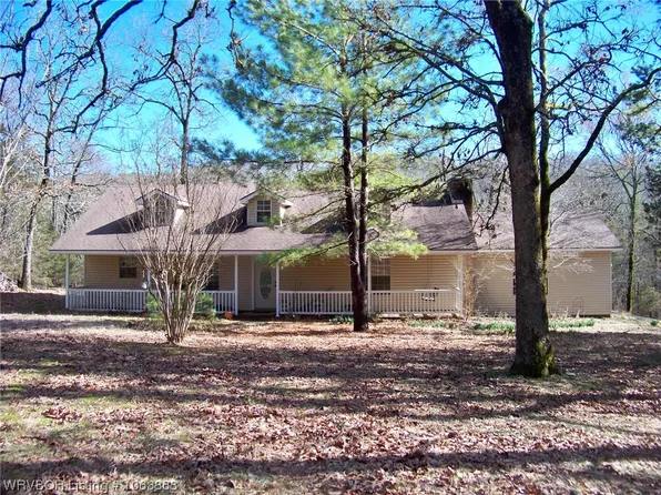 1235 Country Meadow Ln, Cedarville, AR 72932