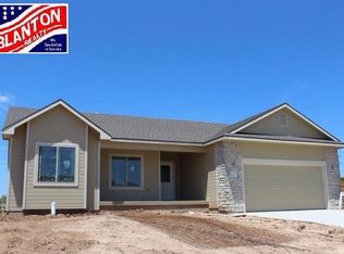 4692 N Dwight Dr, Manhattan, KS 66502