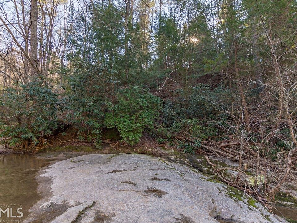 1st image of 8 Blackberry Falls Ct