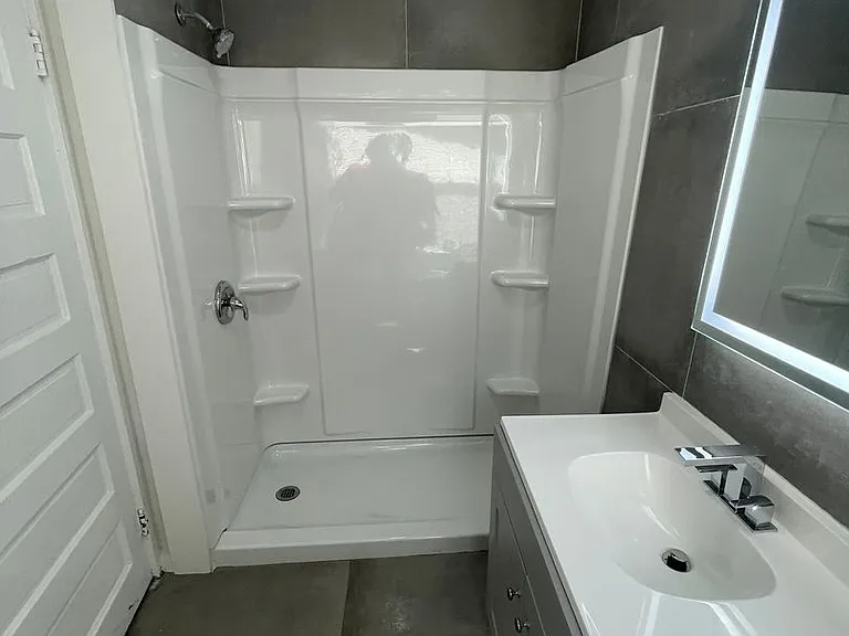 732 S Johnson Ave — Photo 15
