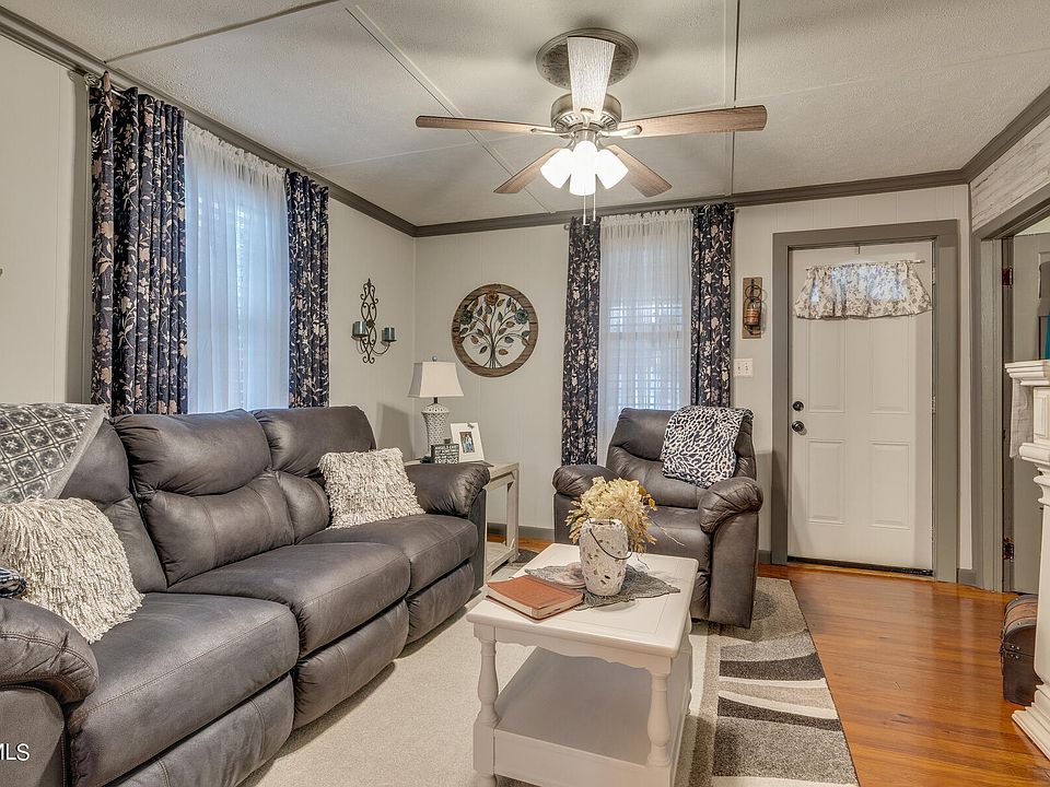 617 Hammond Ave, Mt Carmel, TN 37645 Zillow