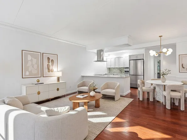 131 Barrow St, New York, NY 10014