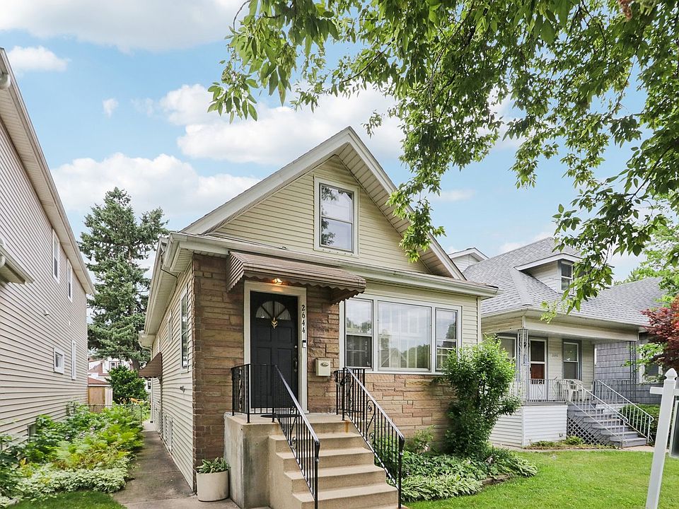 1st image of 2644 N Mont Clare Ave