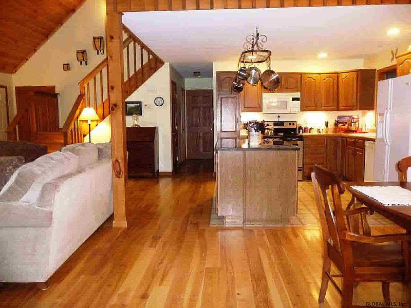 4th image of 81 Skara Brae Drive