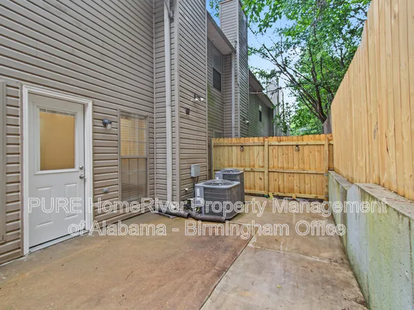 456 Highland Cove Dr, Hoover, AL 35226