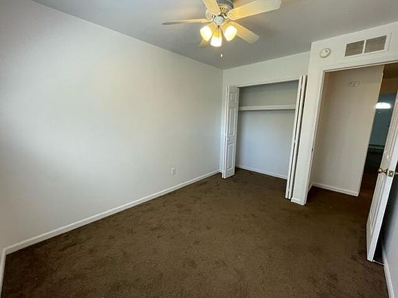 4th image of 810 Young St