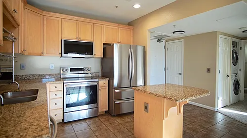 88 N Jackson Ave #508 Photo 1