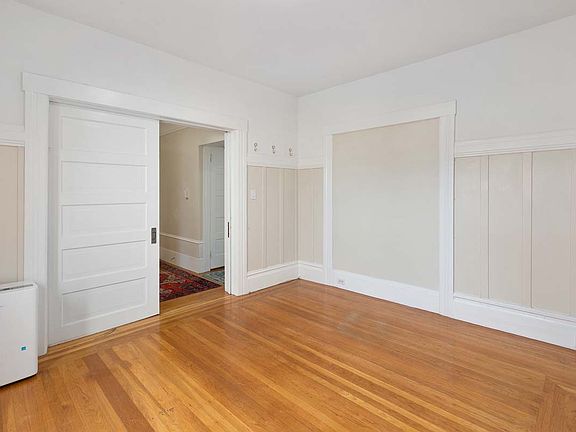 3rd image of 3034 Fillmore St