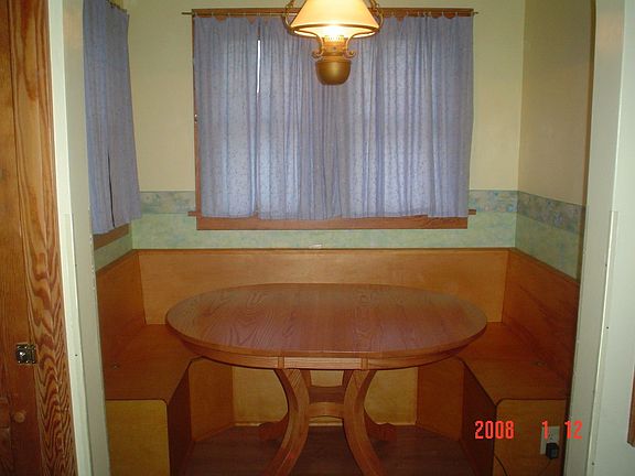 Breakfast nook