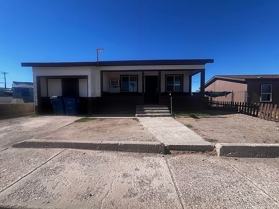 2nd image of 212 I St