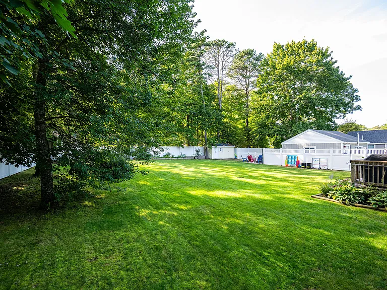 218 Roxy Cahoon Rd — Photo 27