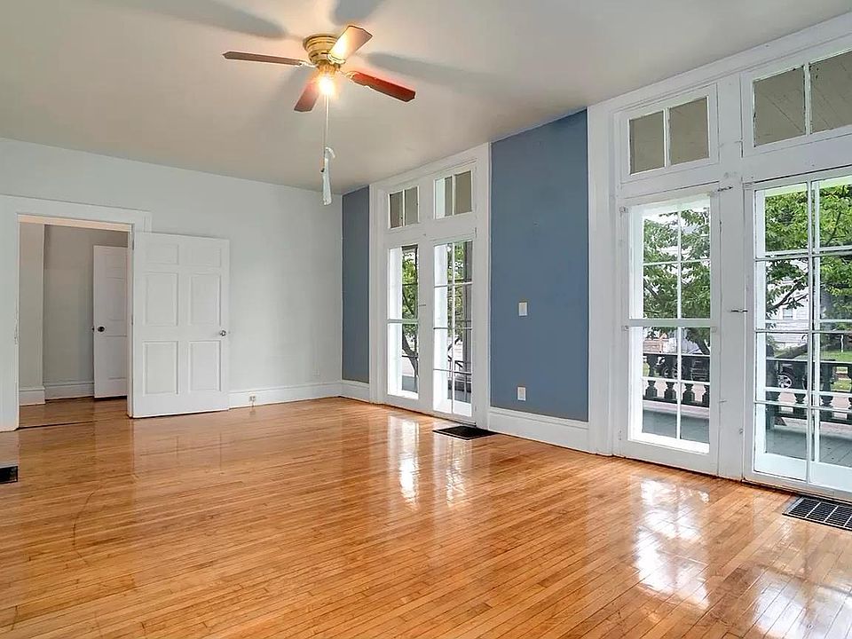 1st image of 516 Cherry St #1