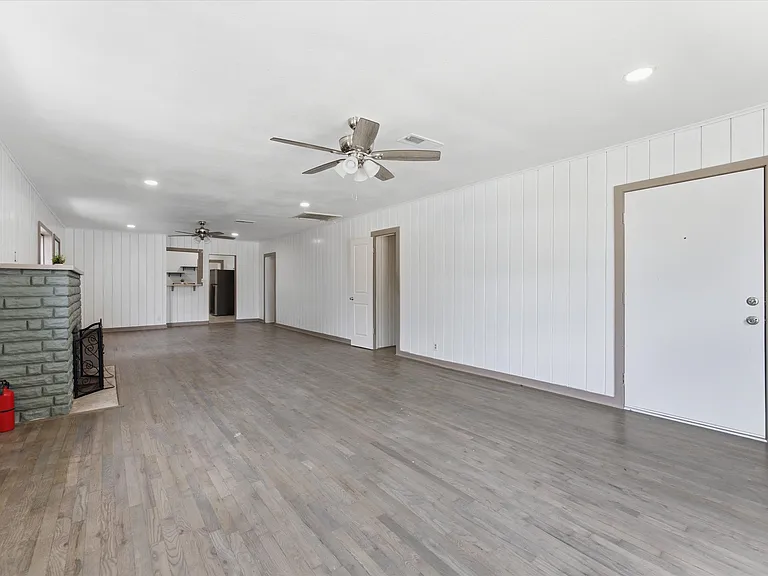 4876 E Williams Spring Rd — Photo 10