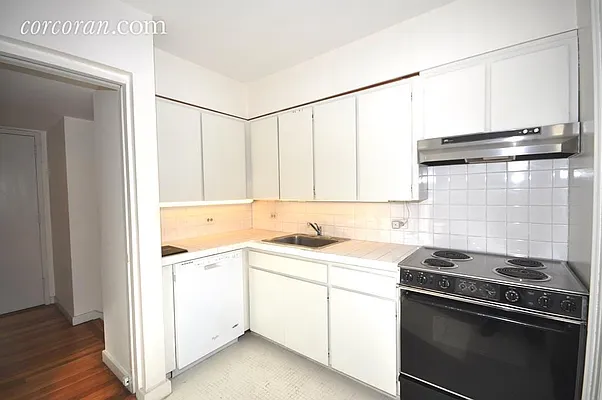 Rented by Corcoran | media 3