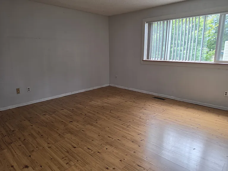 3620 SE 18th Ct — Photo 3