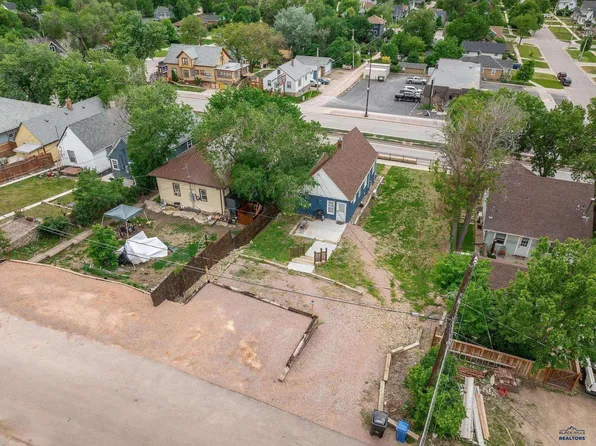 1110 Mount Rushmore Rd, Rapid City, SD 57701