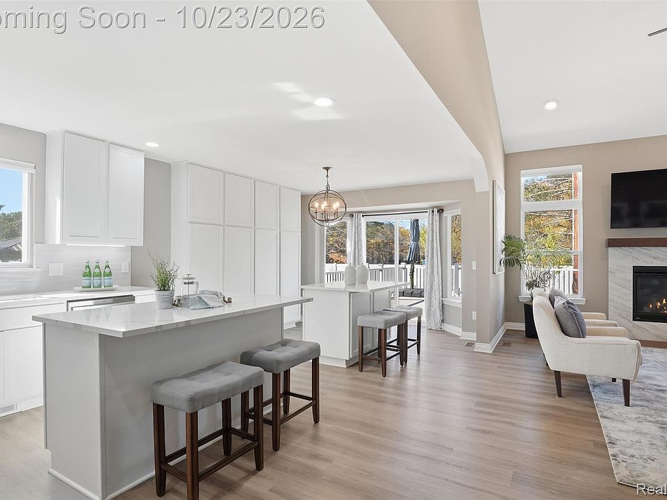 20245 Sunset St, photo 13