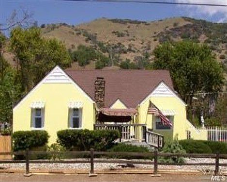2nd image of 3838 Manzanita Dr