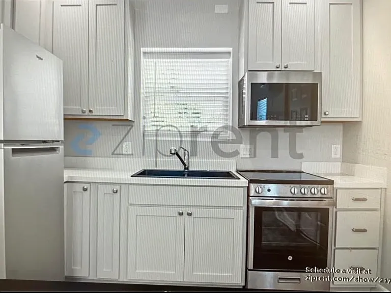 7524 Security Ave — Photo 4