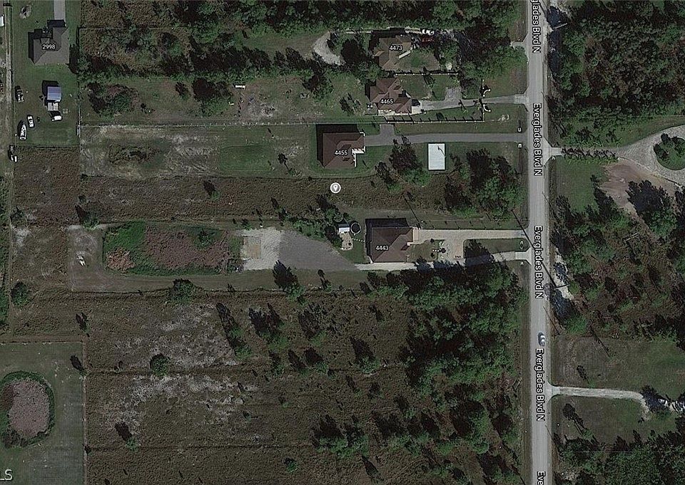 2nd image of Everglades Blvd N