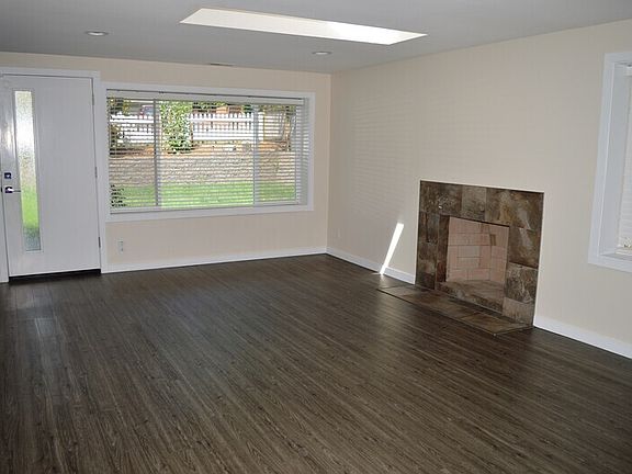 3rd image of 16518 27th Ave NE