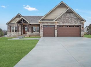 106 Cedar Springs Ct, Lake St Louis, MO 63367
