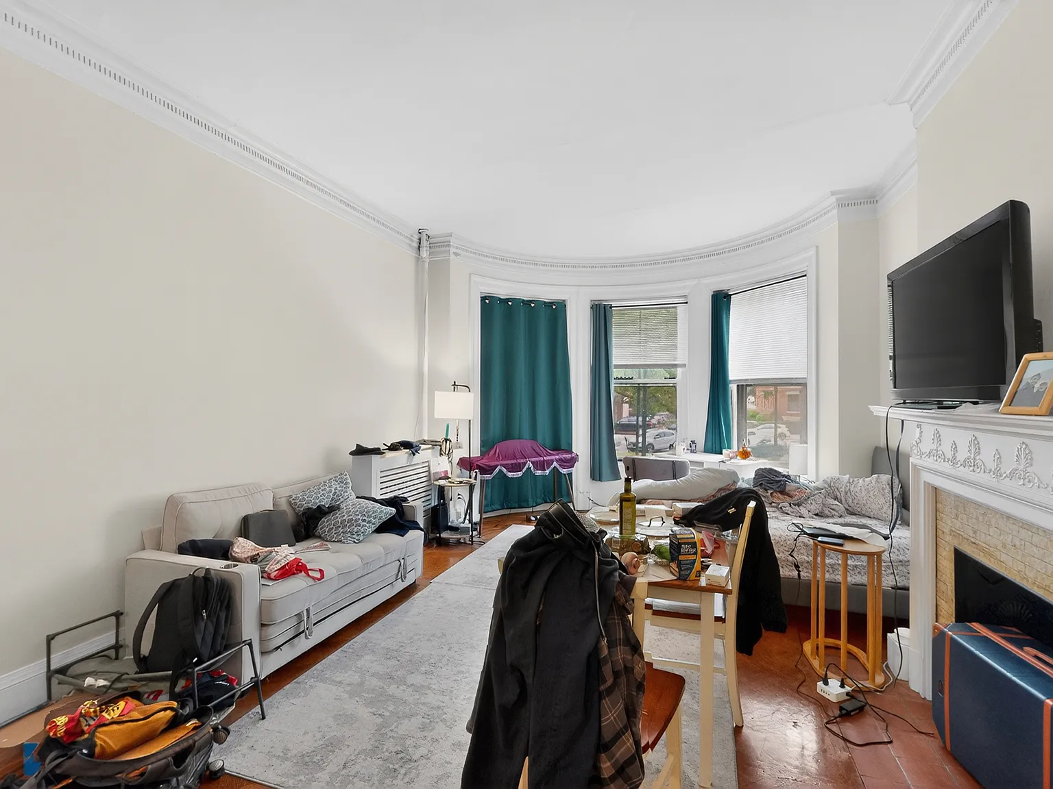Studio, $2,195 — Photo 2