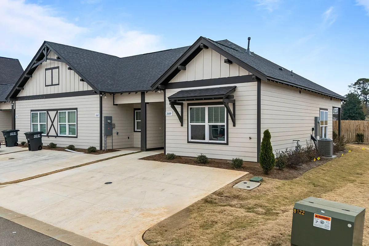 Building Photo - 2889 Ridge Crest Ct