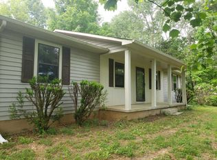 911 Snell Rd, Lewisburg, TN 37091