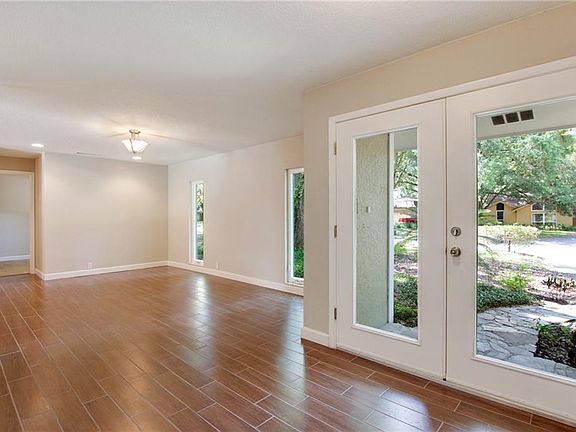 3rd image of 6600 Heatherton Ct