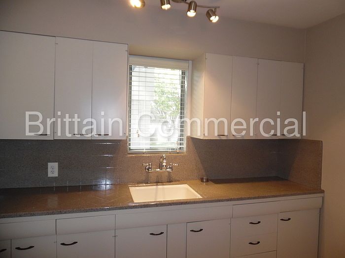 1st image of 5488 Carlson Dr APT 1