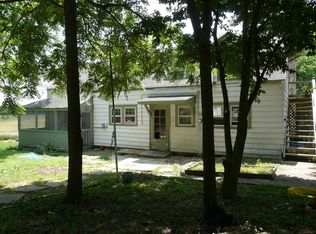 25300 N Fairfield Rd, Hawthorn Woods, IL 60047