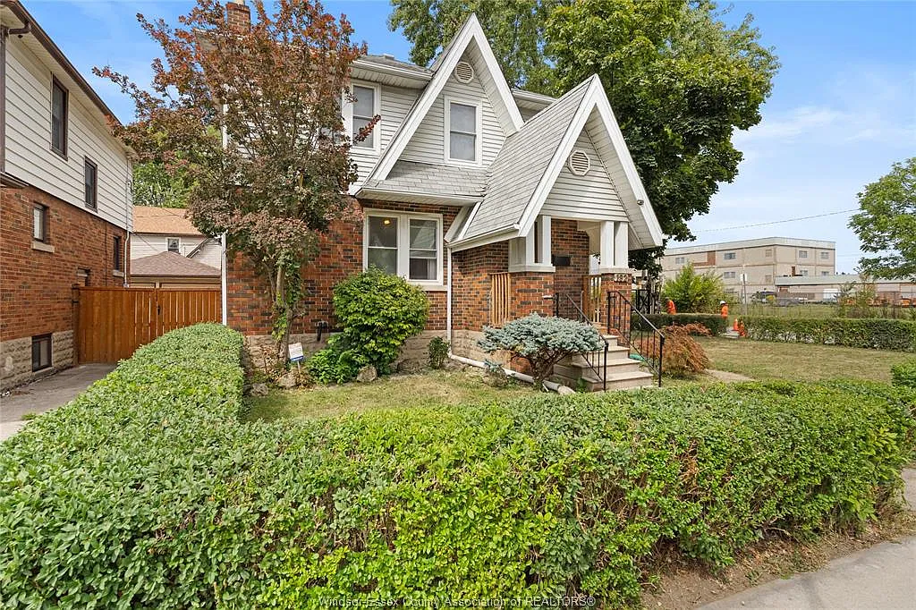 3 bed, $2,600 — Photo 3