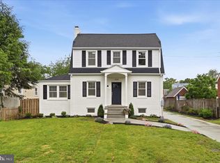 3008 16th St S, Arlington, VA 22204